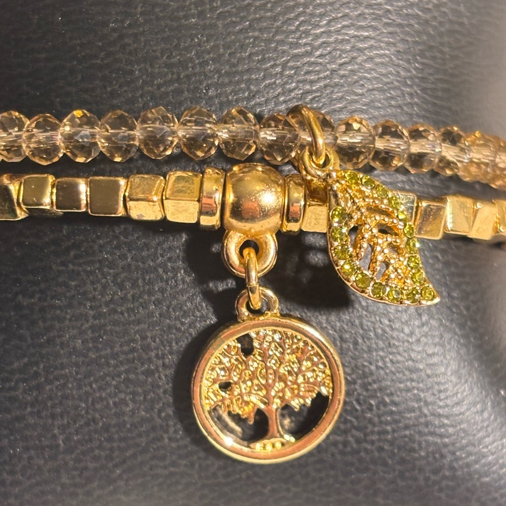 Facets Bead And Gold Wire Bracelet With Leaf And Tree of life charms